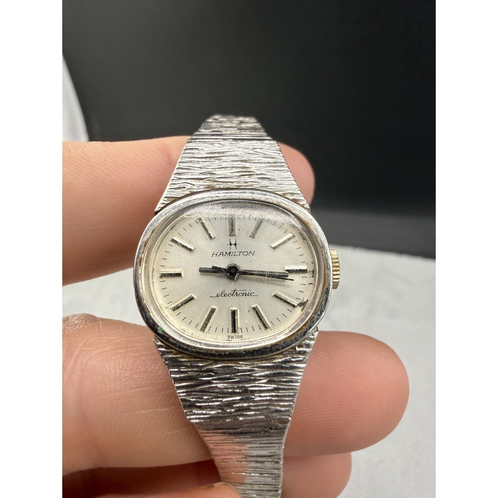 Vintage Hamilton Electronic Watch‎ Silver Tone Signed UNTESTED READ